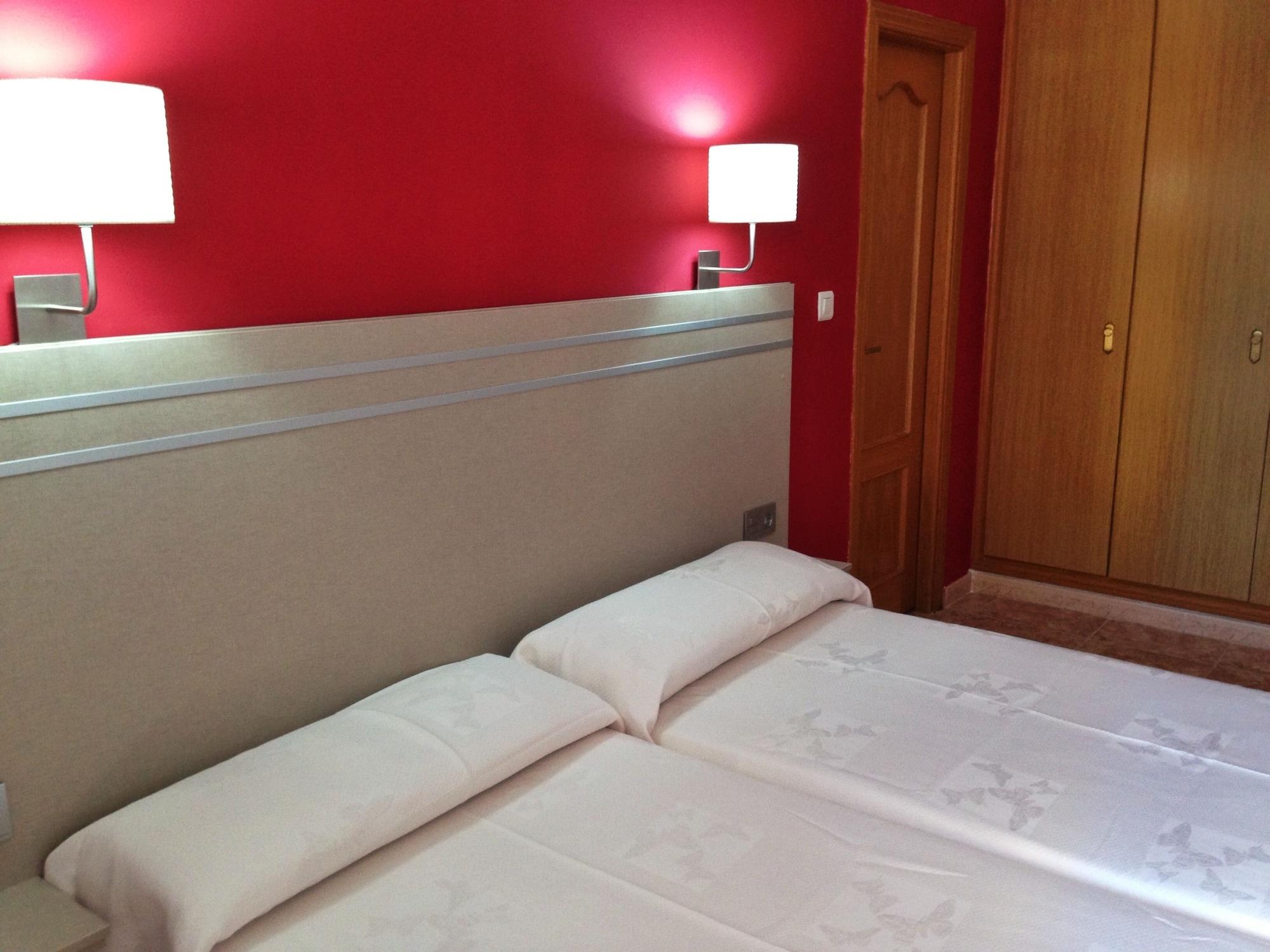 Hotel Carmen Teresa Τορρεμολίνος Εξωτερικό φωτογραφία