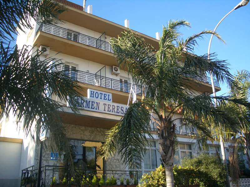 Hotel Carmen Teresa Τορρεμολίνος Εξωτερικό φωτογραφία
