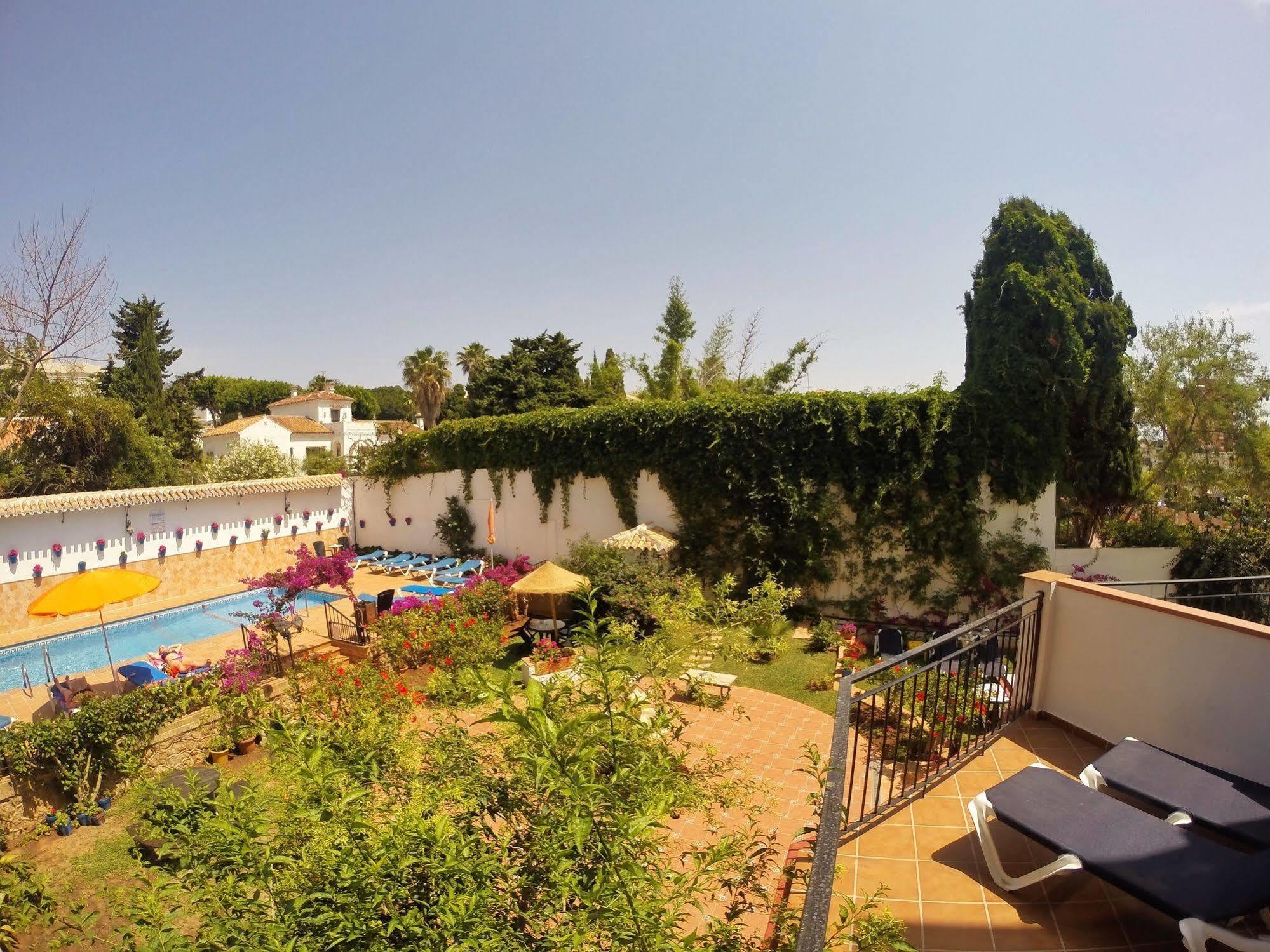 Hotel Carmen Teresa Τορρεμολίνος Εξωτερικό φωτογραφία